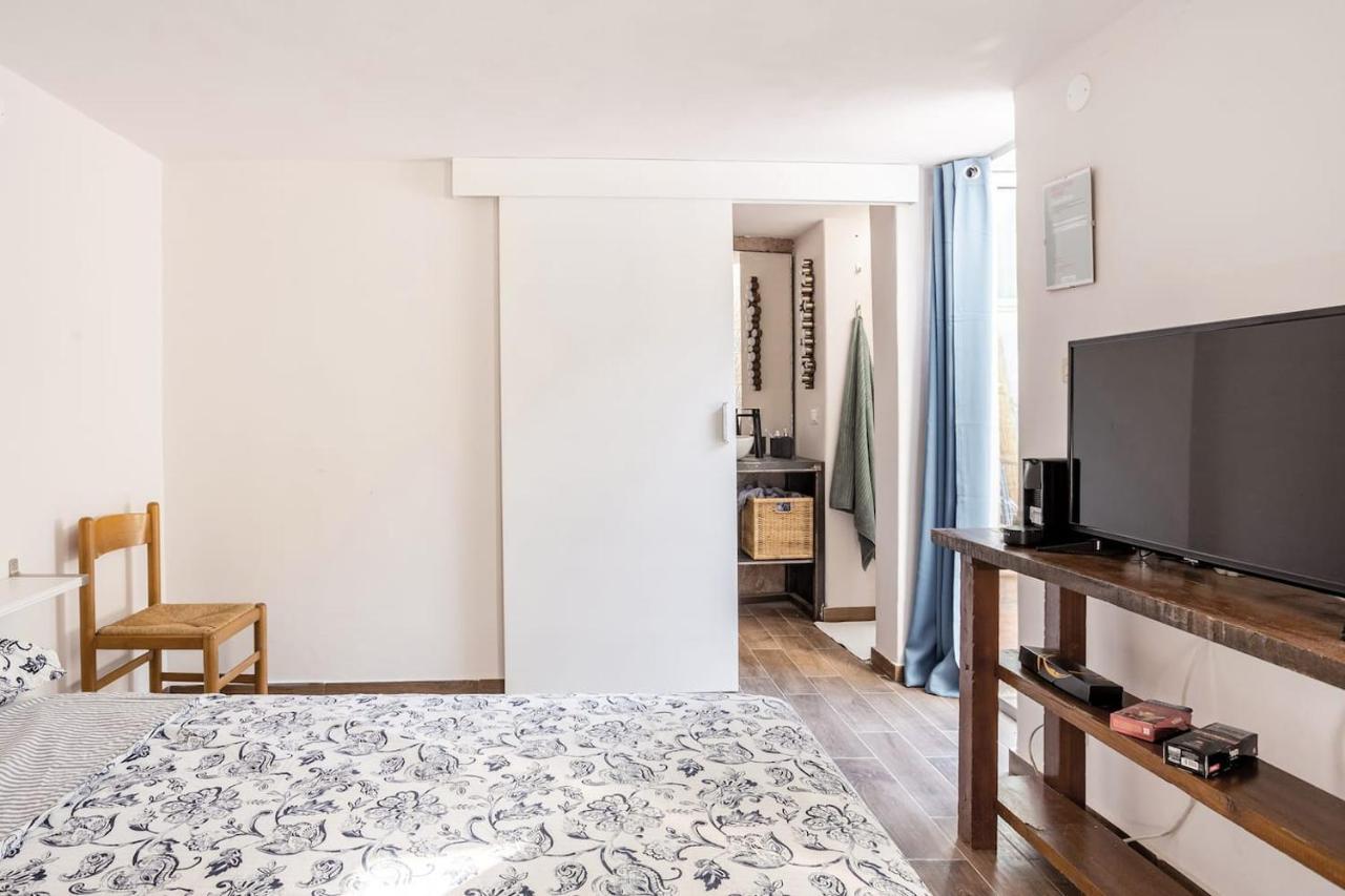 Home Rising Sun - Rooms With Private Bathrooms Κατάνια Εξωτερικό φωτογραφία